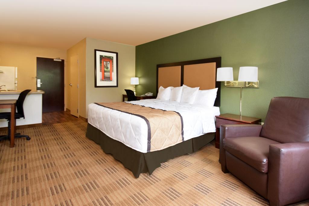 Extended Stay America Suites - Los Angeles - Woodland Hills Екстер'єр фото